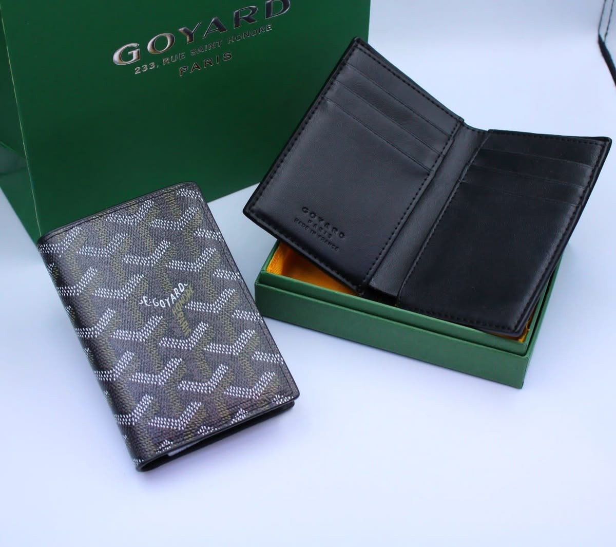 Goyard Cardholder/ Passport Holder with Brand Box