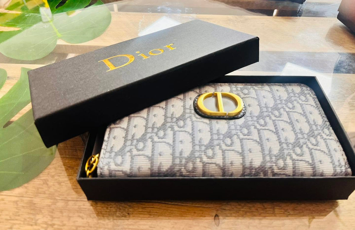 Dior 30 Montaigne Long Wallet