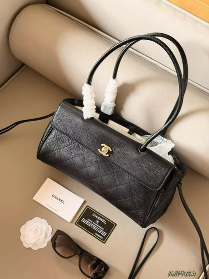 CHANEL Vintage Cerf Small Tote