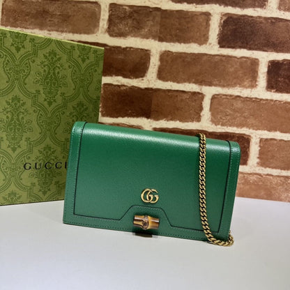 GUCCI Diana with Brand Box