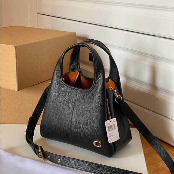 Coach Lana Shoulder Bag 23 with Box