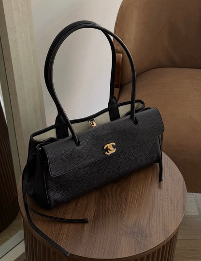 CHANEL Vintage Cerf Small Tote