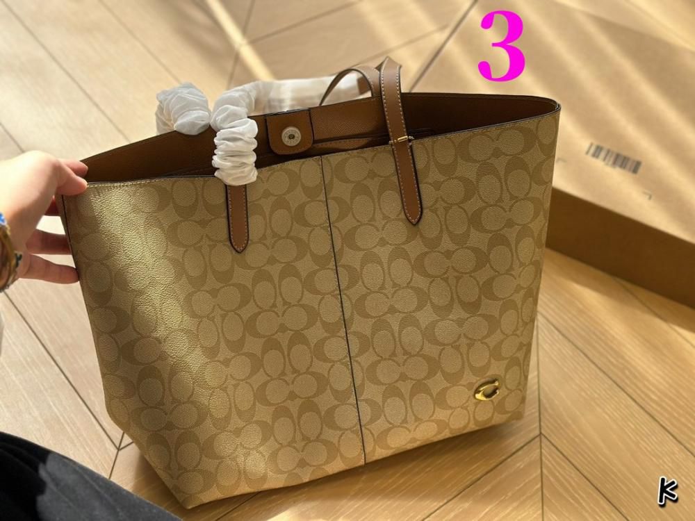 COACH Signature City Tote Bag with Box