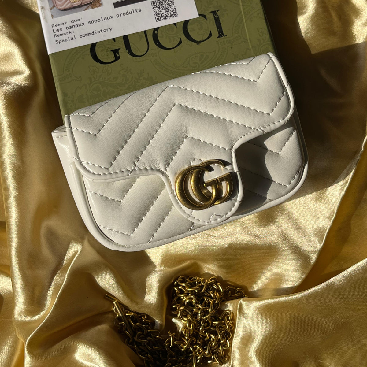 Gucci GG Marmont Super Mini shoulder bag with Box