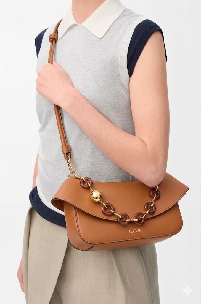 Medium Ola bag in smooth calfskin with Box