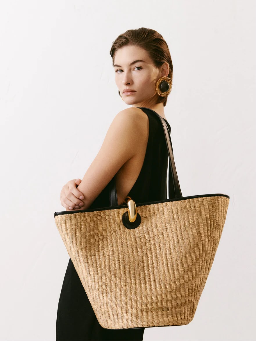 JACQUEMUS Bambola Shoulder Bag with Box