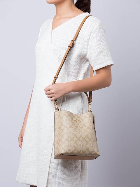 Coach Mollie Bucket Bag in Signature Canvas with Box