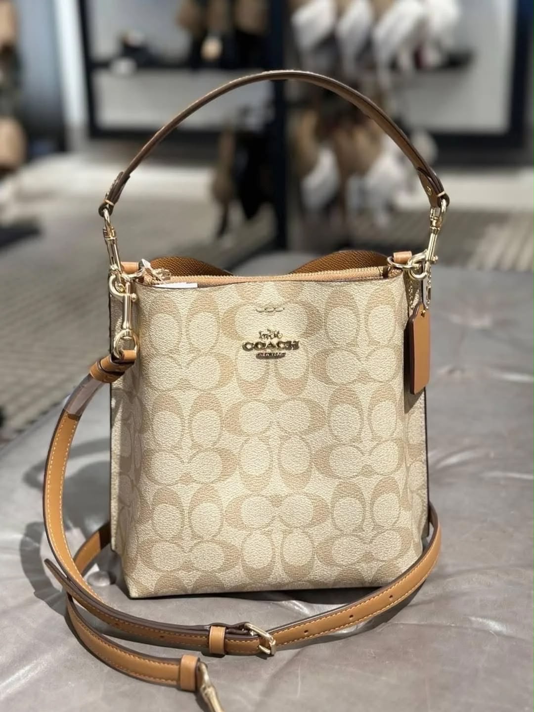 Coach Mollie Bucket Bag in Signature Canvas with Box