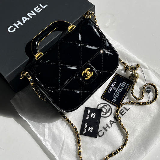 CHANEL | Metallic Mirror Calfskin Large Top Handle Clutch With Chain with Box