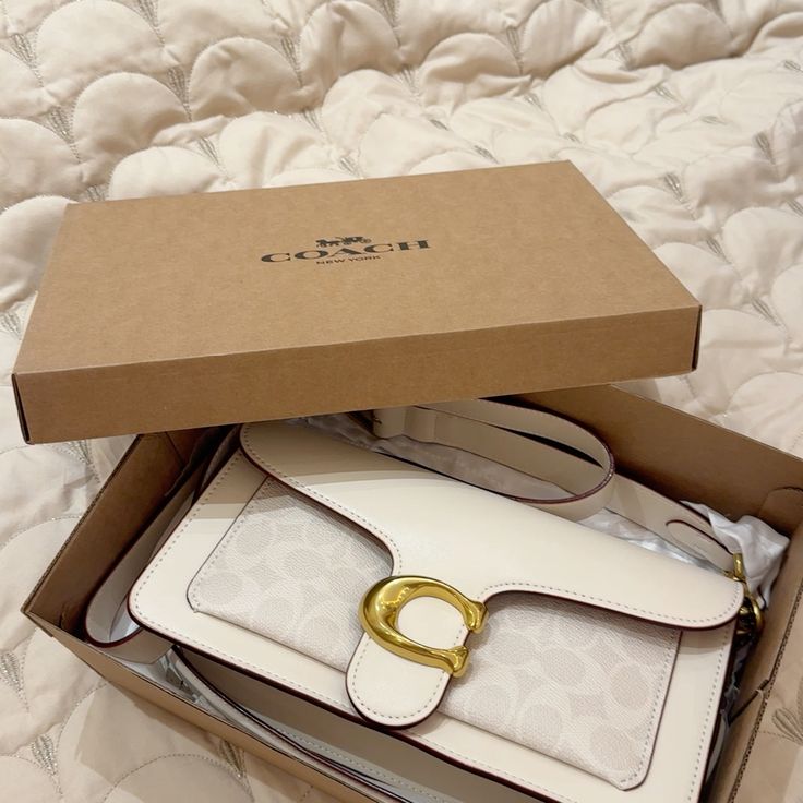 COACH Tabby Shoulder Bag 26 with Box