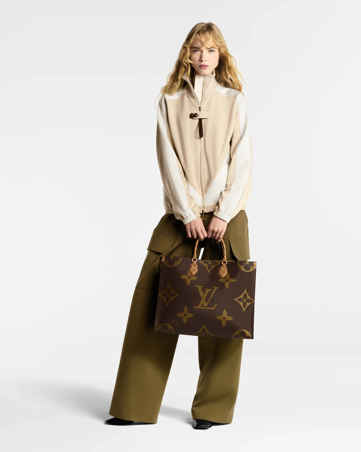 Louis Vuitton OnTheGo GM Tote Bag | LV